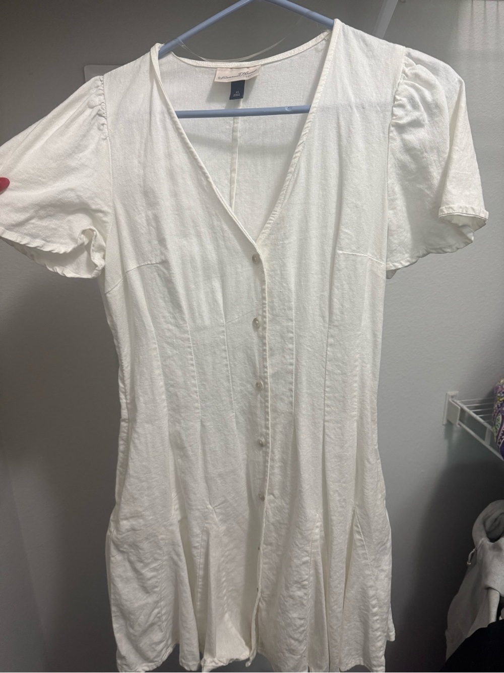 Universal Thread Cream Women's Top